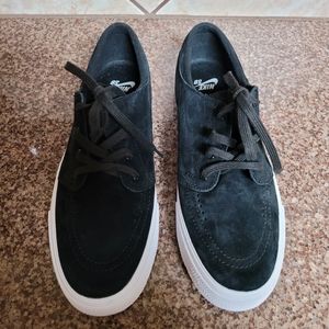 Nike janoski